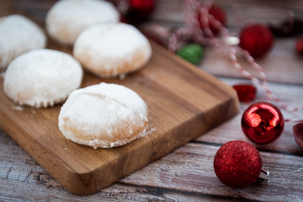 Greek Christmas Butter Cookies